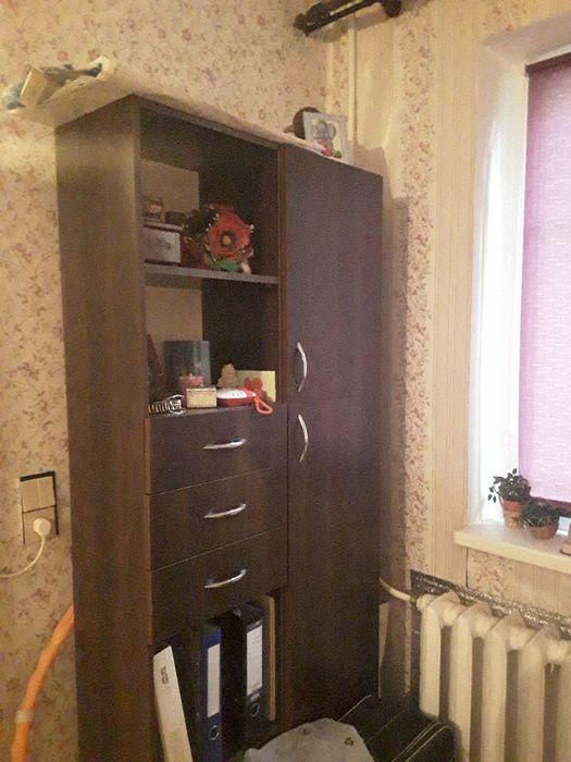 2 кімн Металл оайон 1 поверх , з меблями і технікою