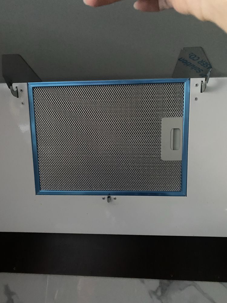 Витяжка PERFELLI DN 6672 A 1000 W/I LED