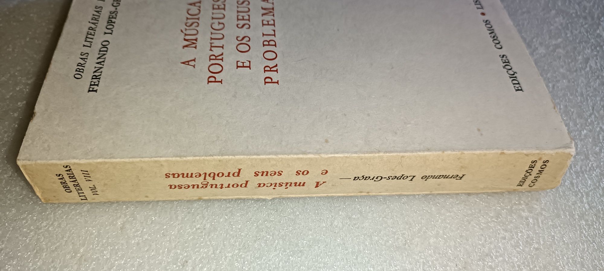 Livro a música portuguesa e os seus problemas