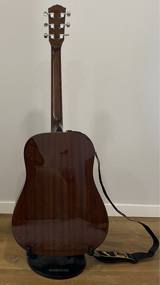 Guitarra acustica fender