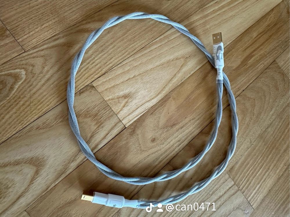 Топовый Hi -End кабель GutWire USB Ag