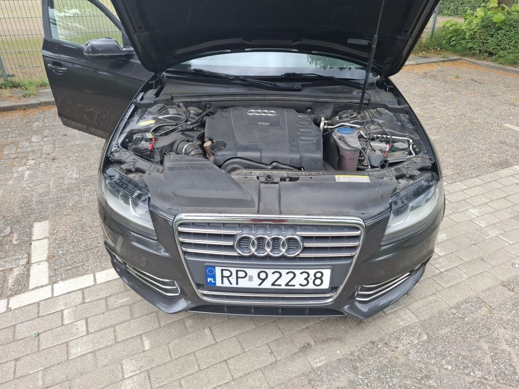 Audi A4b8 Avant 2.0tdi 2011r