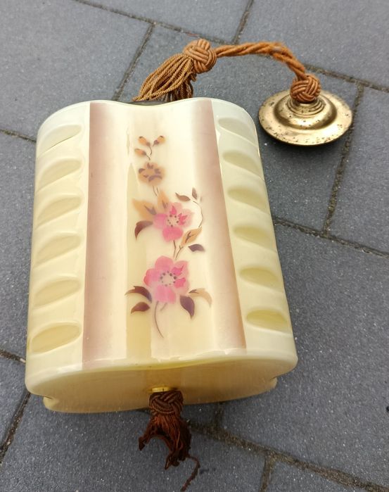 Stara lampa Art Deco uranowa