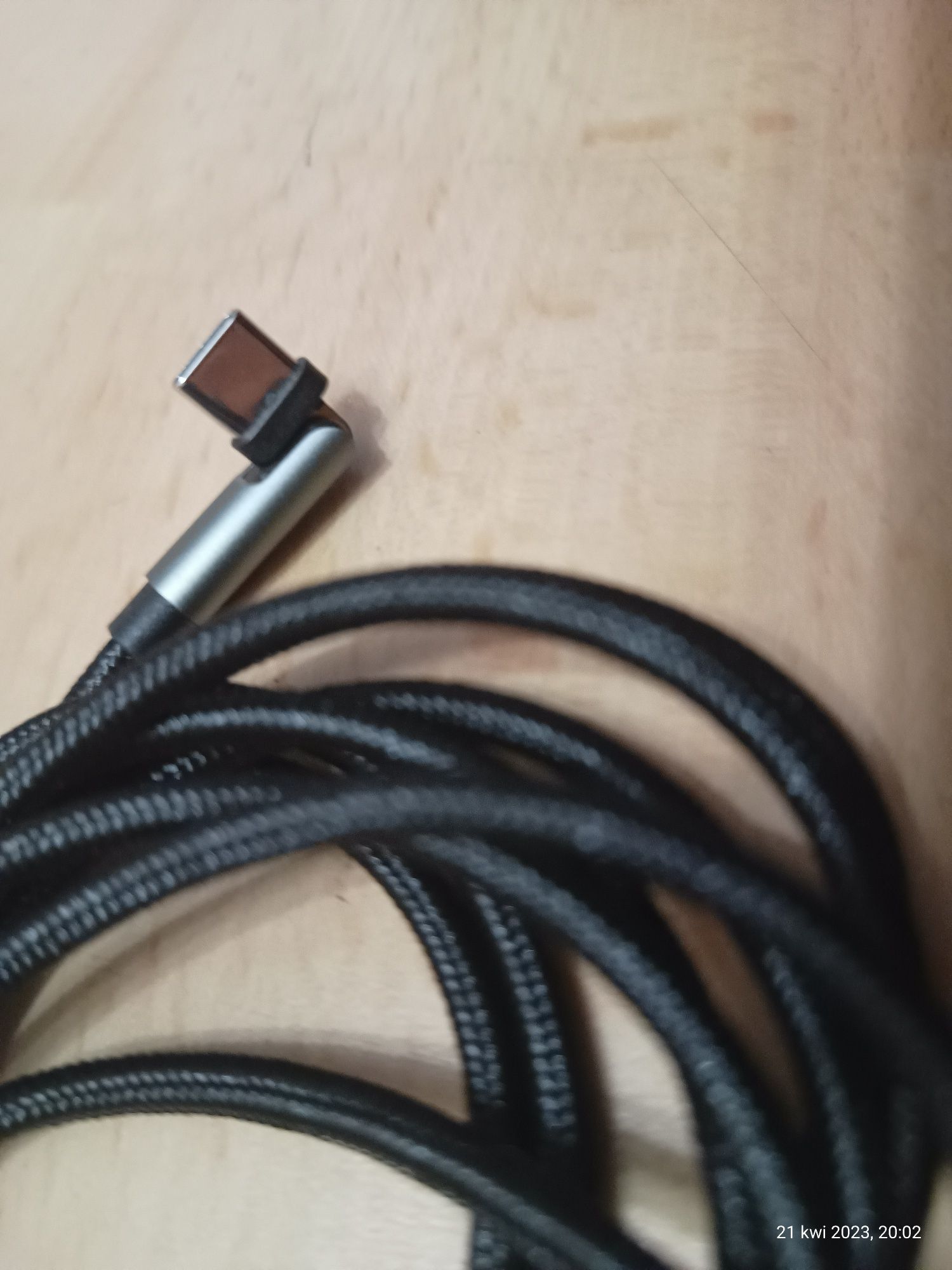Kabel do ładowania telefonu 2 metry USB C.