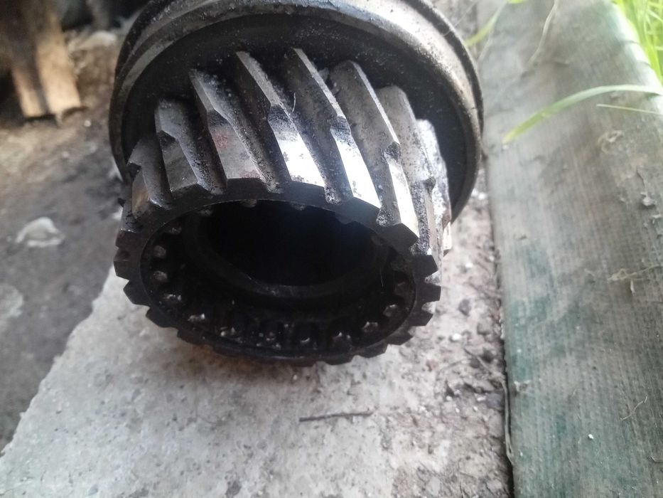 Первинний вал коробки зіл 157.