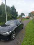 Samochód bmw czarny