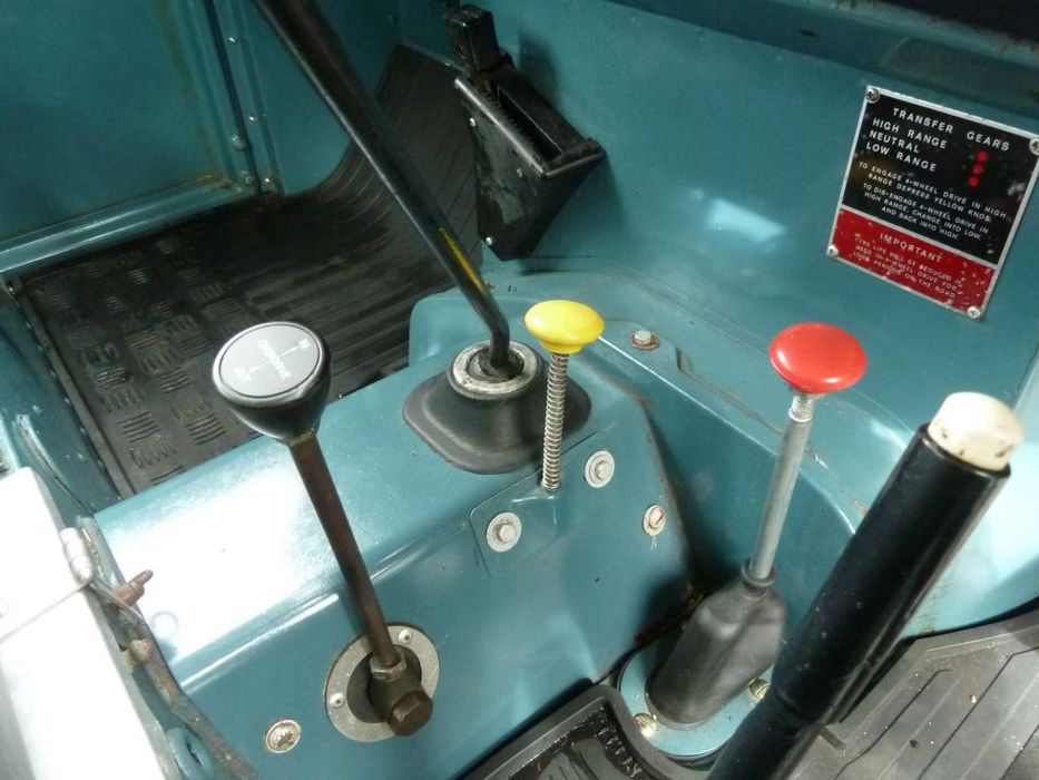 Land Rover Serie (alavanca overdrive)