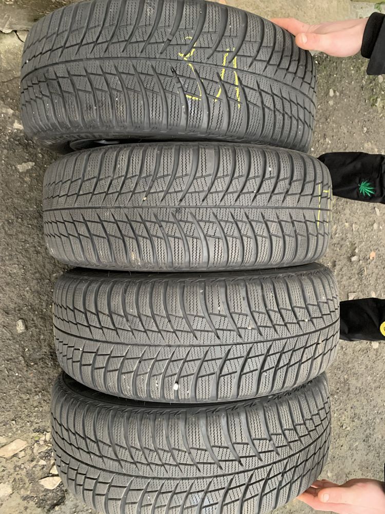 Продам шини Bridgestone