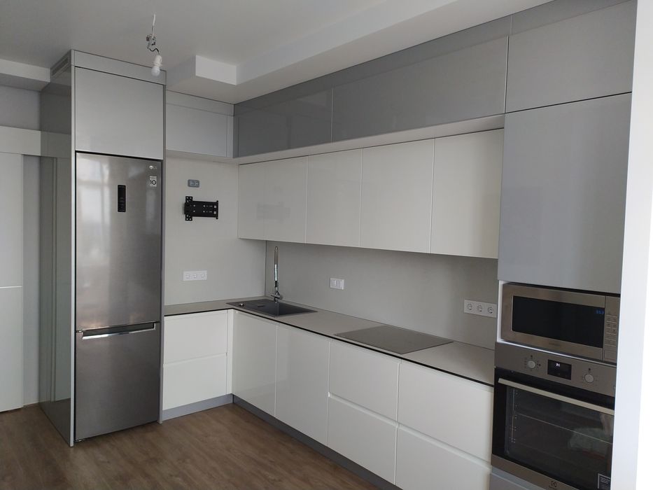 Шафи купе, кухні, гардеробні, міжкімнатні розсувні системи