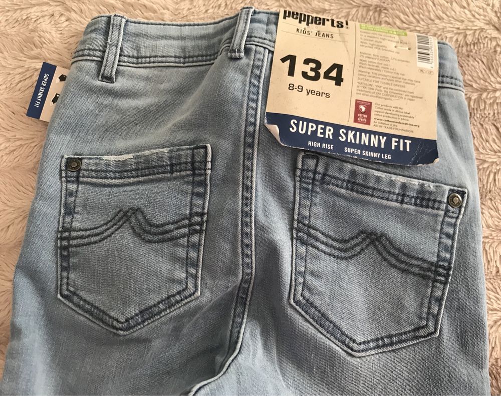 Nowe Spodnie Jeansy dziewczęce Super Skinny Fit 134 cm, 8-9 lat