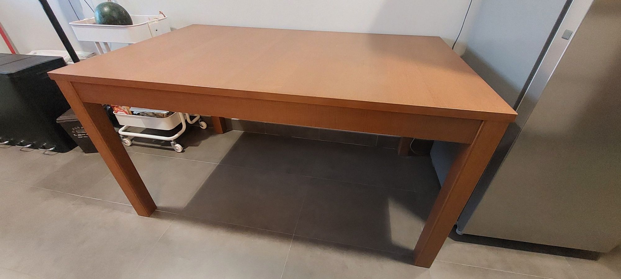 Mesa Ikea Bjursta