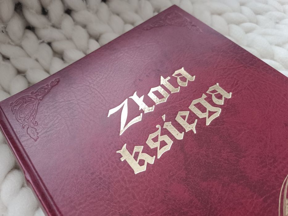 Złota księga. Księga, notes do zapisywania