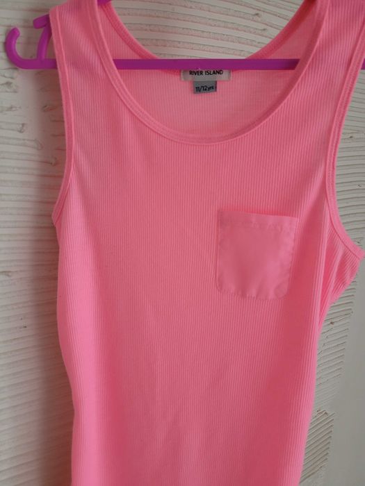 Top r. 152 RIVER ISLAND 11-12 lat neonowy różowy prążkowany