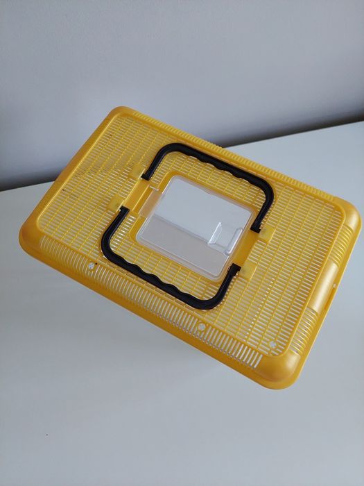 Akwarium plastikowe z pokrywką, transporter dla zwierząt