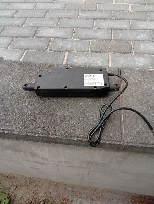 Siłownik elektryczny linak