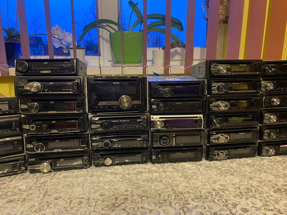 Радіо.     Магнітола.