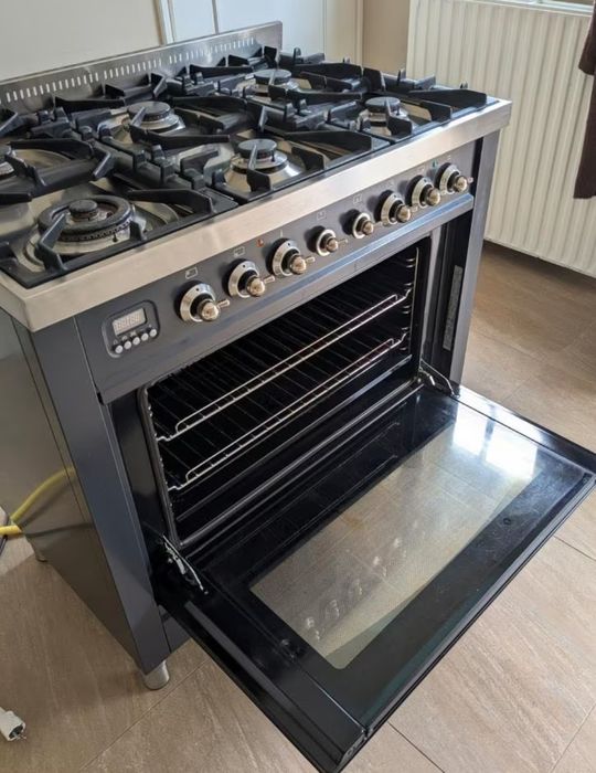 Kuchnia boretti  retro kolor antracyt 6 palników  zobacz. Super stan.