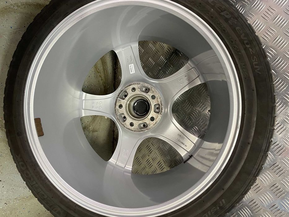 Felgi Alufelgi BMW X5 X6 F16 VW T5  9,5x20 5x120 Adax Koźle