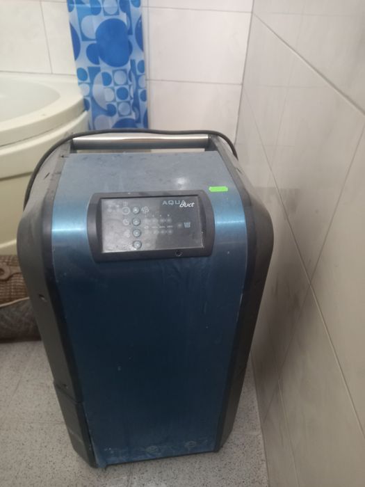 Осушувач повітря в приміщені або в квартирі.