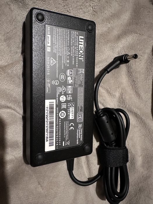 Оригінальні Б/Ж 20V 8.5A 170W Asus, Lenovo, Nitro, Predator.