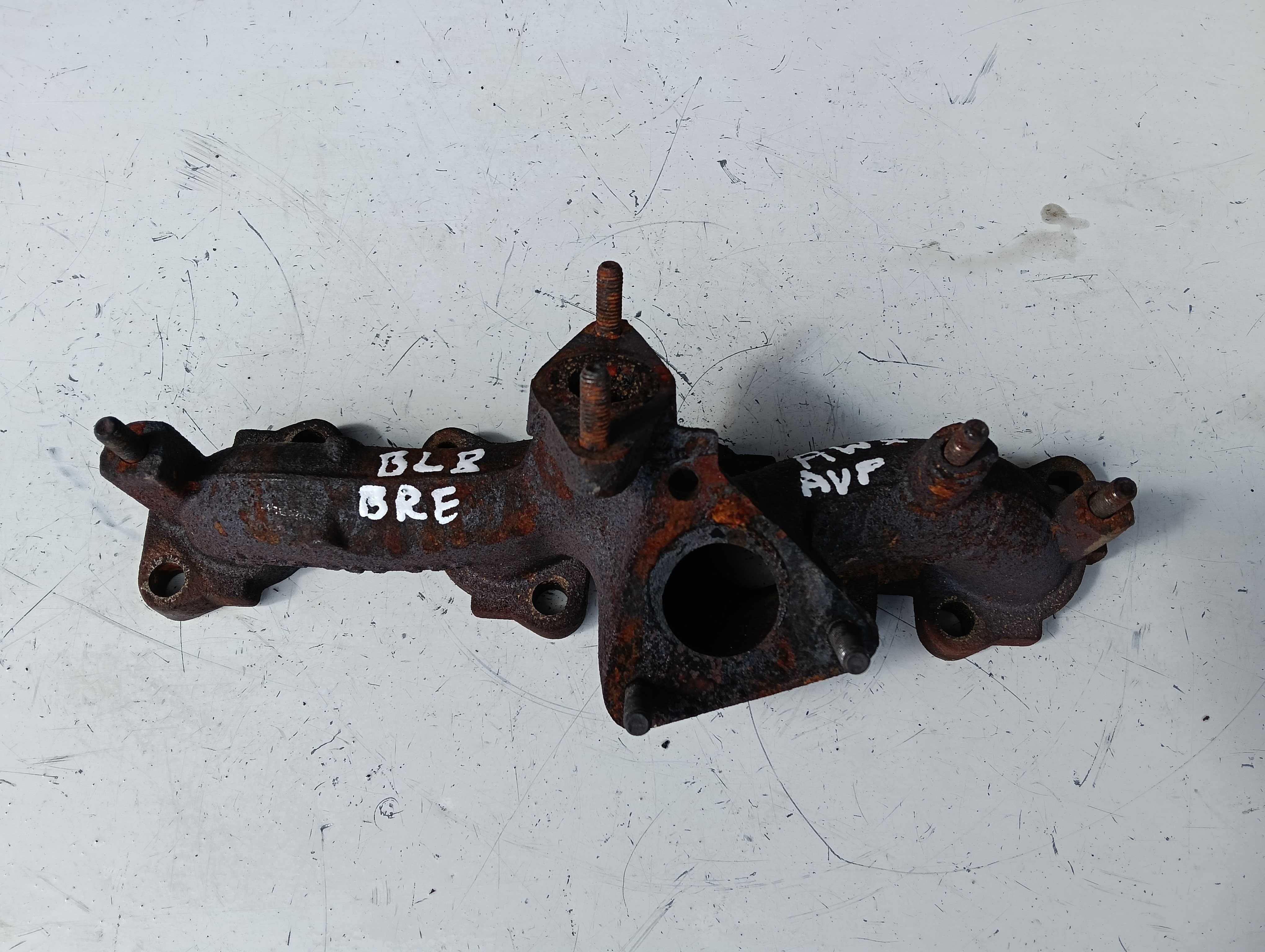 Kolektor Wydechowy 2.0 tdi BRE BLB Audi a4 b7 A6 c6 03G,253,033E WYSYŁ