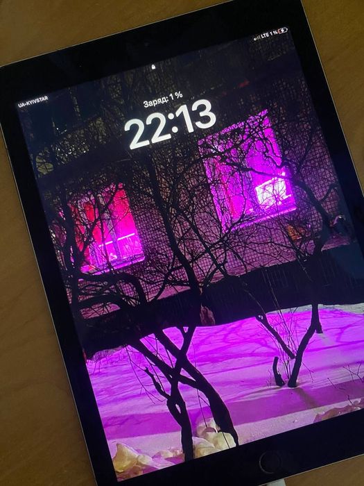 Продам Ipad pro 9.7 LTE. Wi-Fi