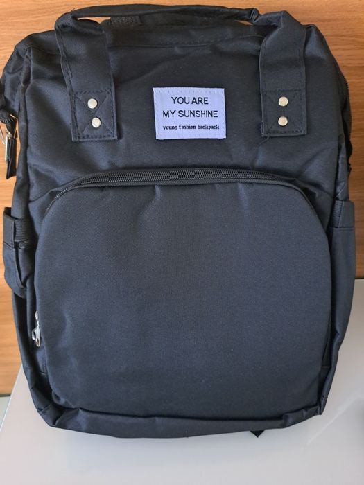 Mochila maternidade com USB - baixa de preço