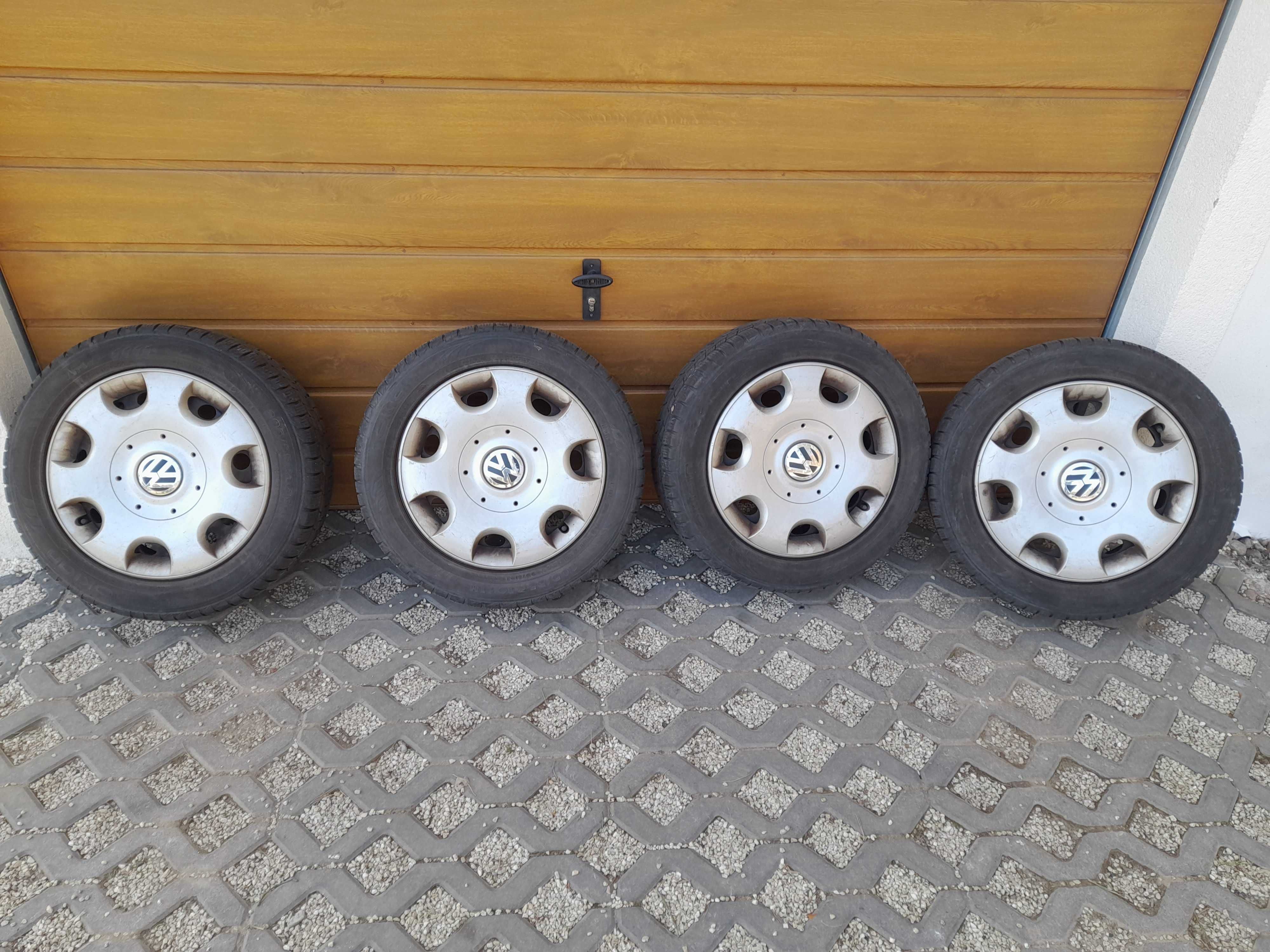 Kola  vw Touran 16