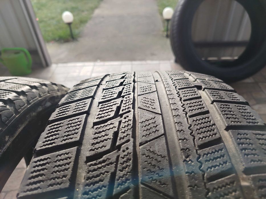 Зимняя резина 2245 45 17 Firemax