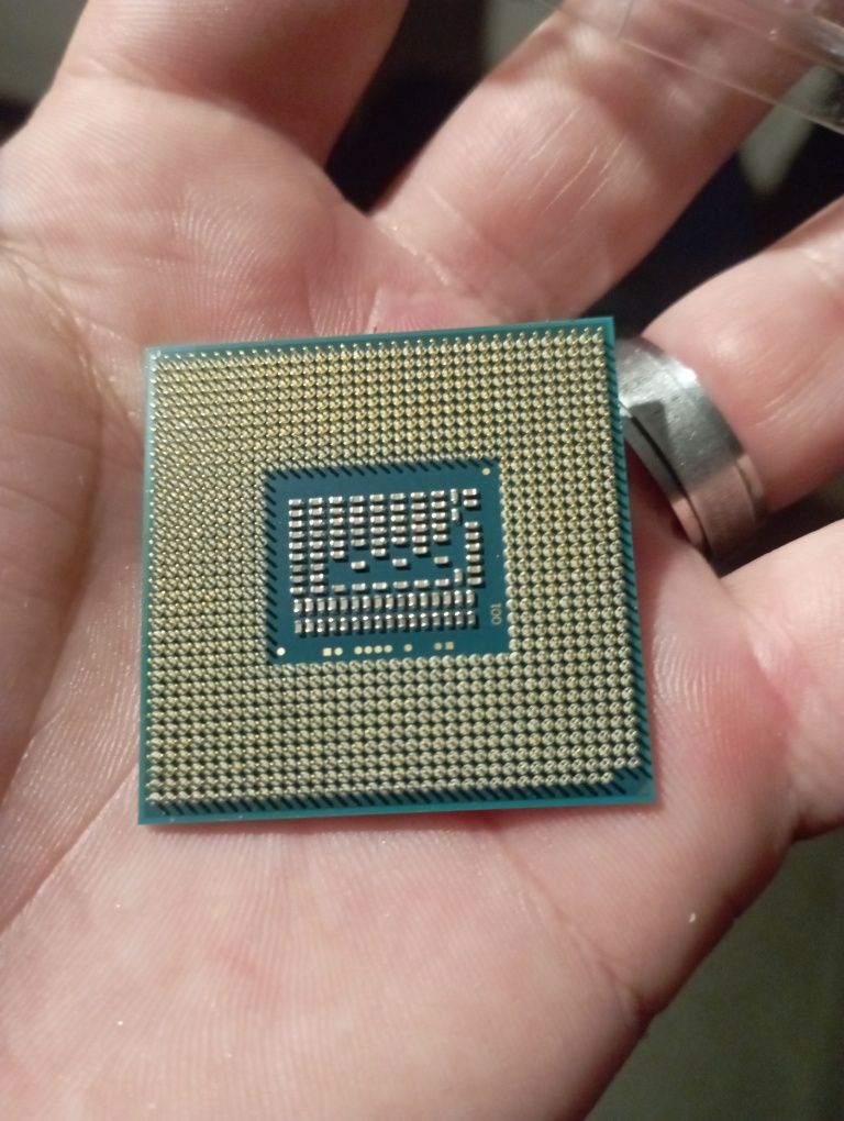 Процесор ноутбука Intel Core i3-3110M