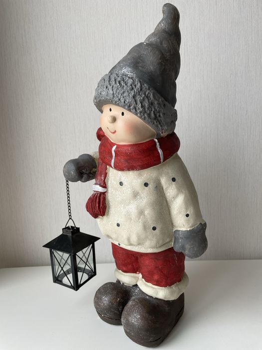Новорічний декор «Хлопчик з ліхтариком»