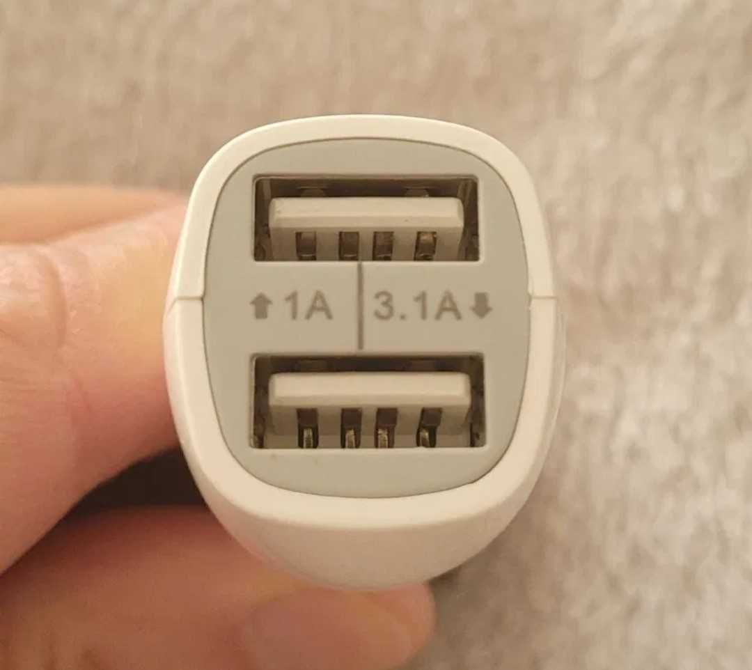 Ładowarka samochodowa Connect IT CI-708 biała