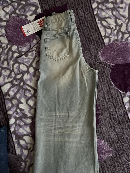 ПРОДАМ новенькі джинси