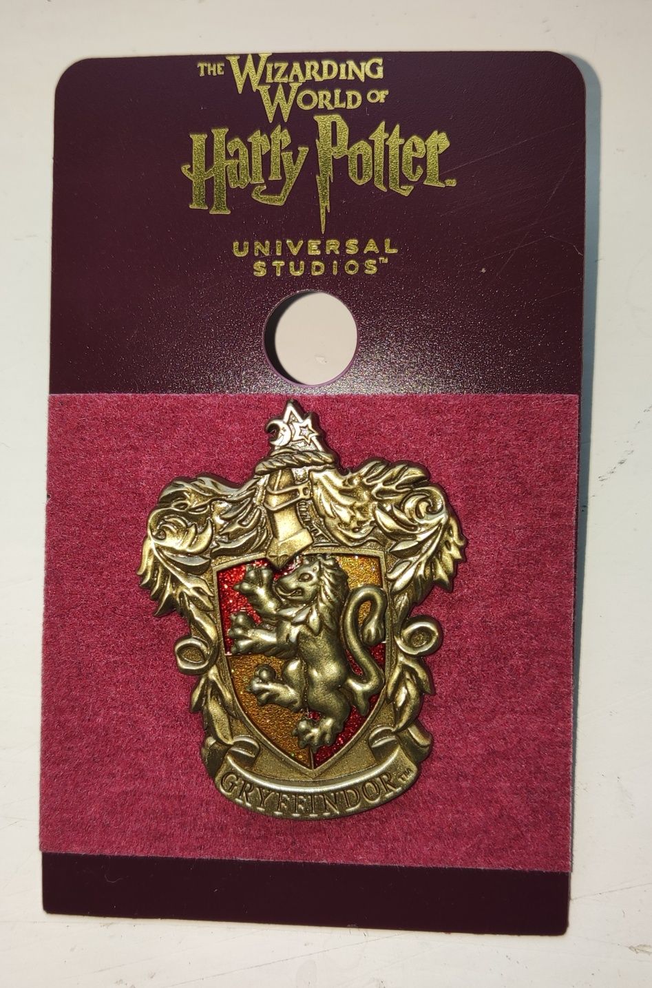 Знак Universal Studios Wizarding World Harry Potter Gryffindir