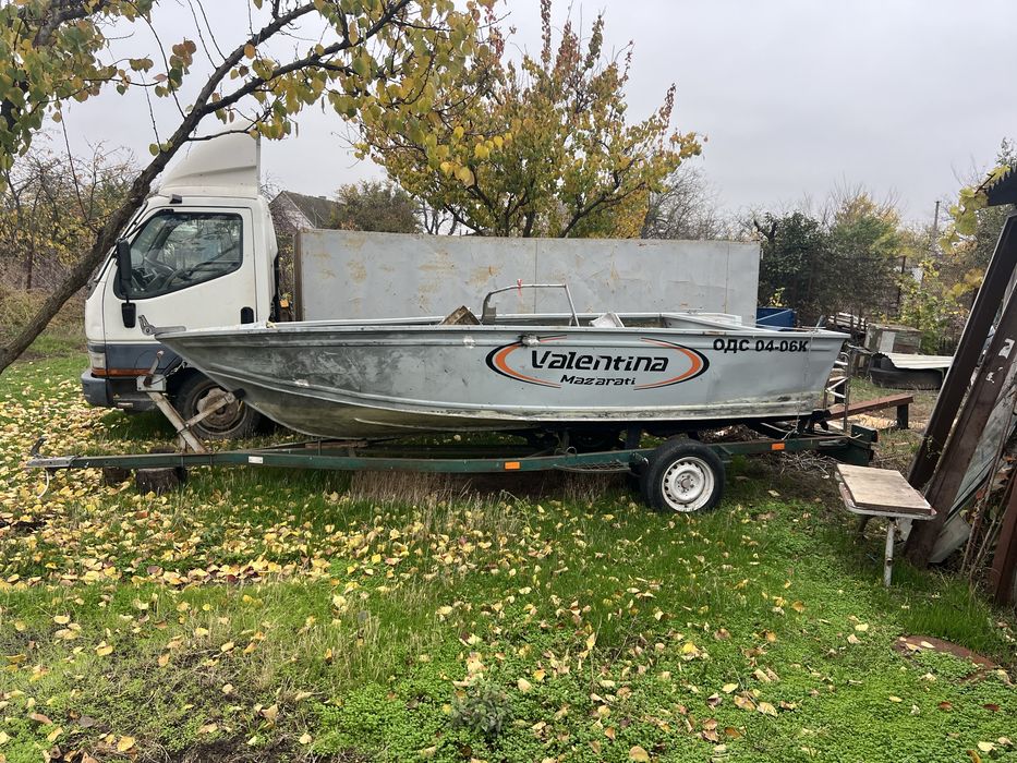 Моторний човен алюмінієвий