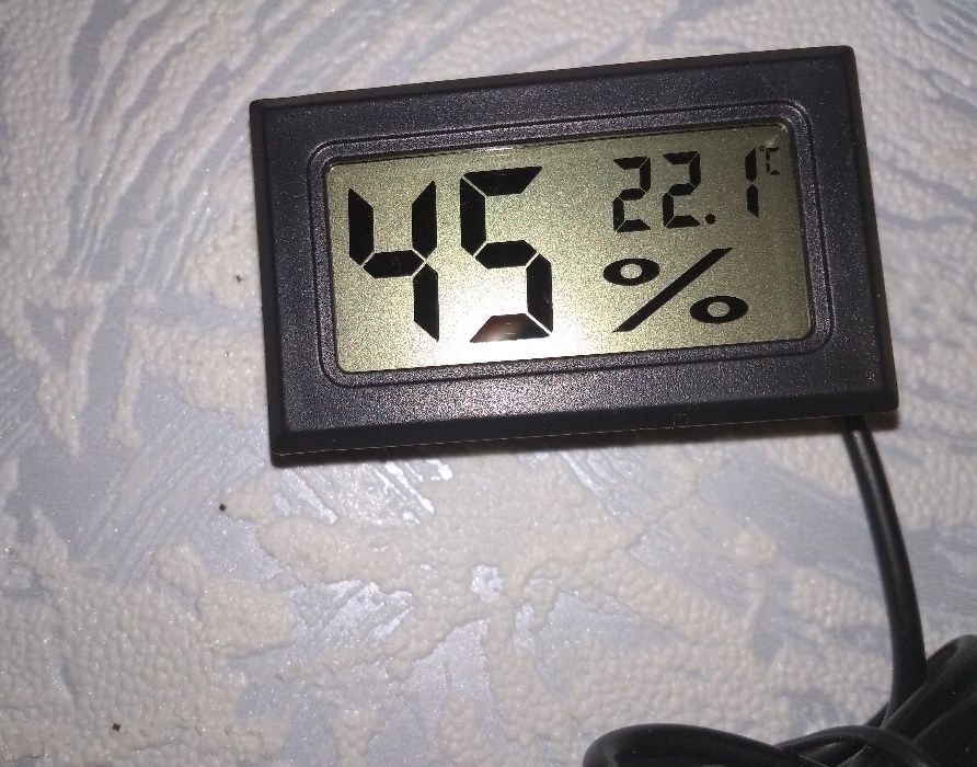 Гигрометр термометр для инкубатора, брудера, террариума. Влагомер