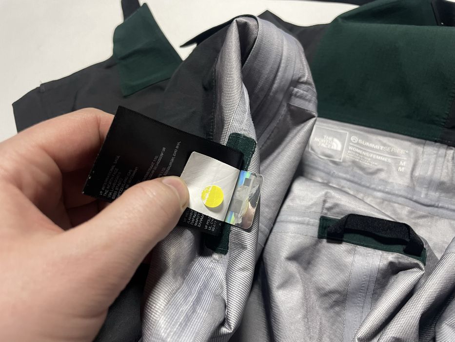 Гірськолижні трекінгові штани The North Face Summit Series M мембраные