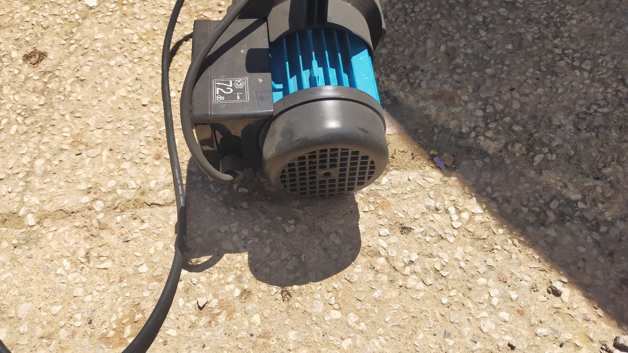 Bomba de superfície