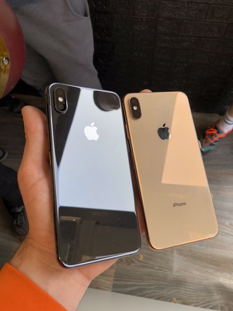 Продам оригинальный корпус в сборе apple iPhone XS Max gold black orig