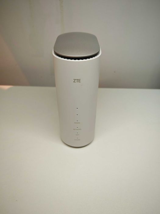 Router ZTE MC888D 5G 2.4 / 5 GHz SIM