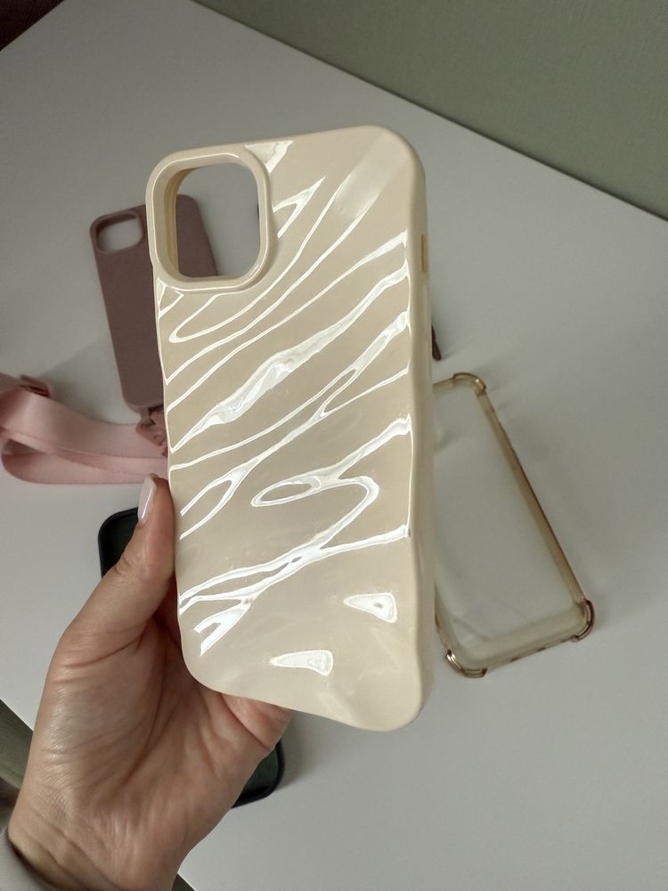 Чохли на iPhone 14 Plus