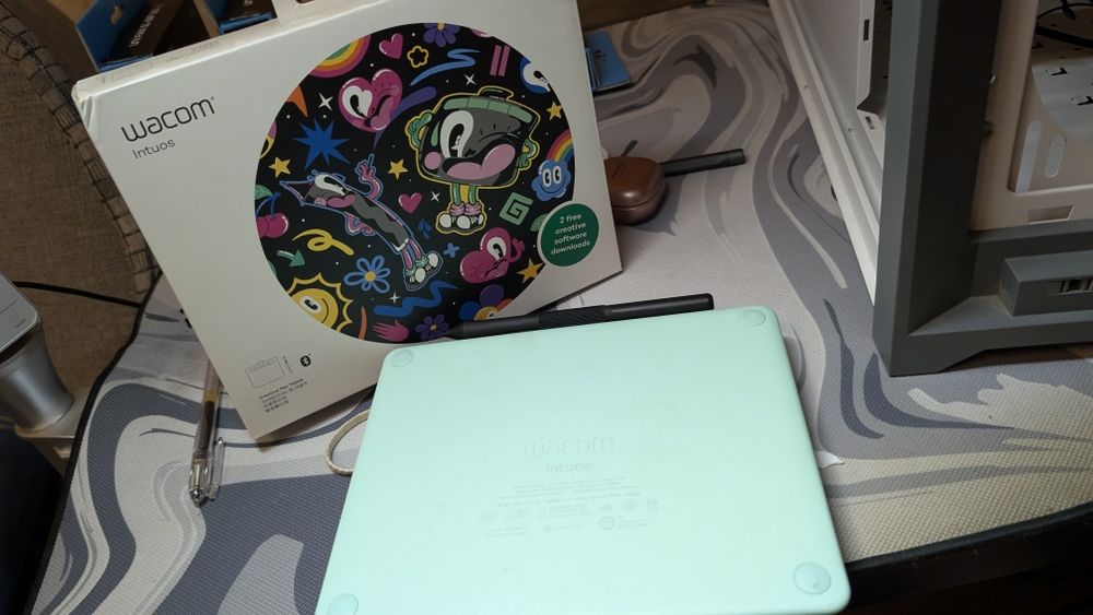 Графический планшет Wacom Intuos S Bluetooth