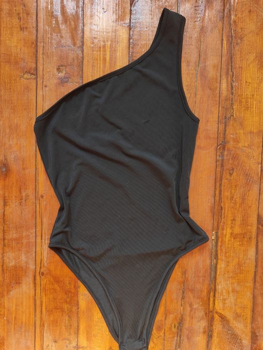 Боді жіноче на одне плече