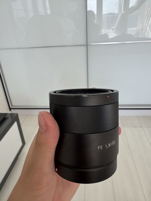 Sony FE 55 мм f/1.8 ZA Sonnar T (SEL55F18Z) zeiss