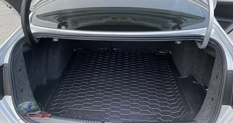 Коврик в багажник Volkswagen Jetta 2011- USA \ Europe (Avto-Gumm)