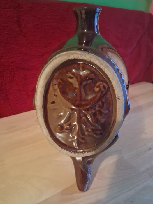 Z nadrukami brązowa beczułka na wino