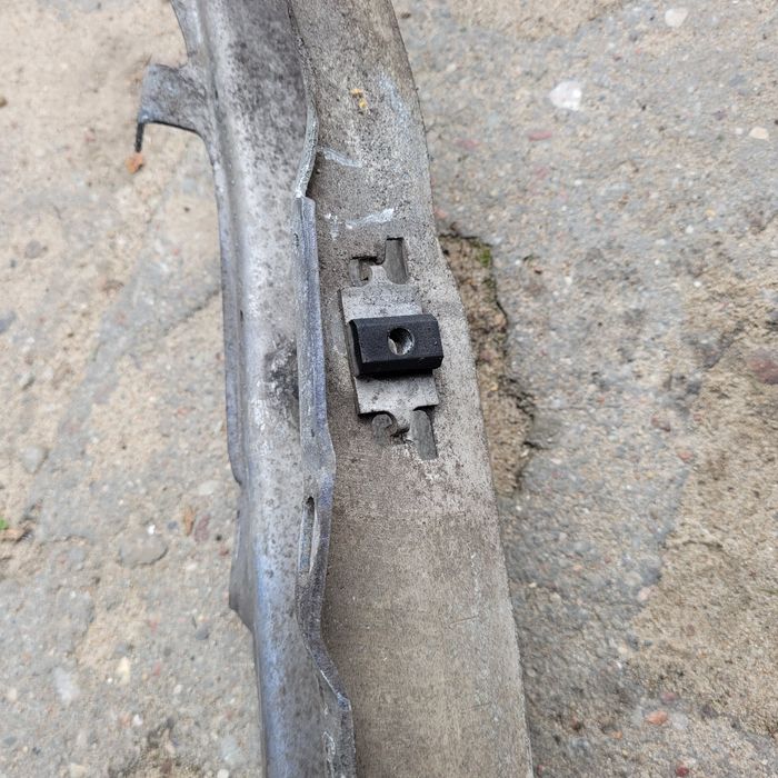 Belka zderzaka przód audi a4 b5 LIFT 2000r