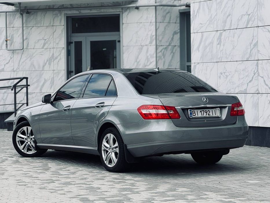Продам Мерседес Е 220 CDI, автомат