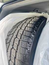 Toyo Observe GSi6 215/55 R17 98H Зима