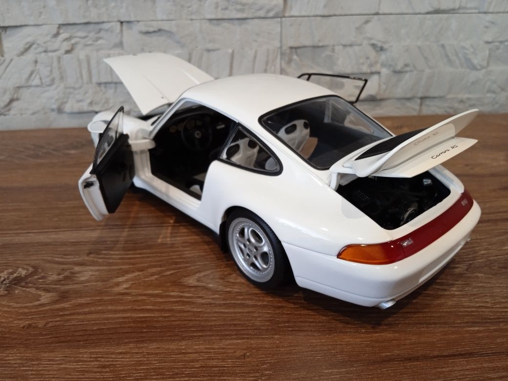 1:18 UT Models Porsche 911 Carrera RS model
